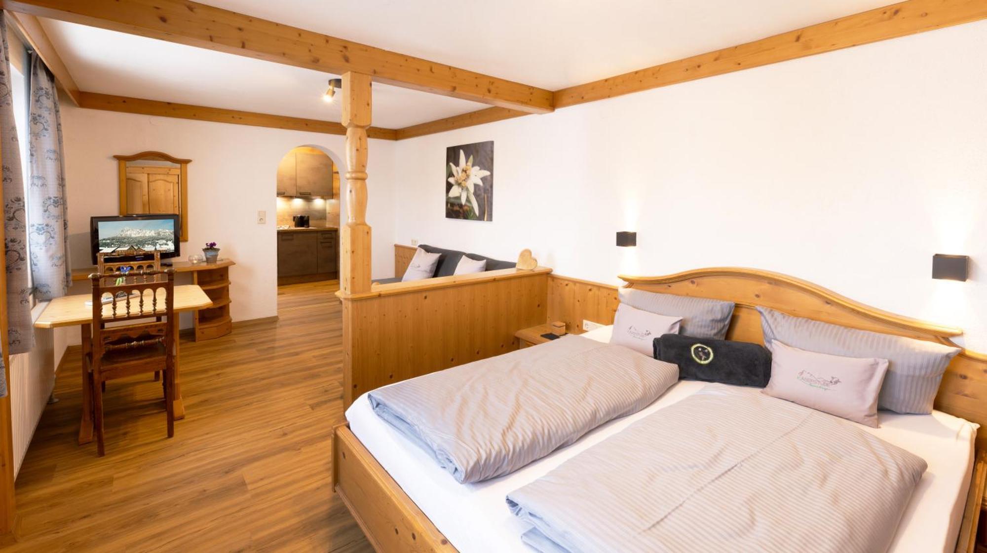 Kaeserstube Ferienwohnungen Tannheim Extérieur photo