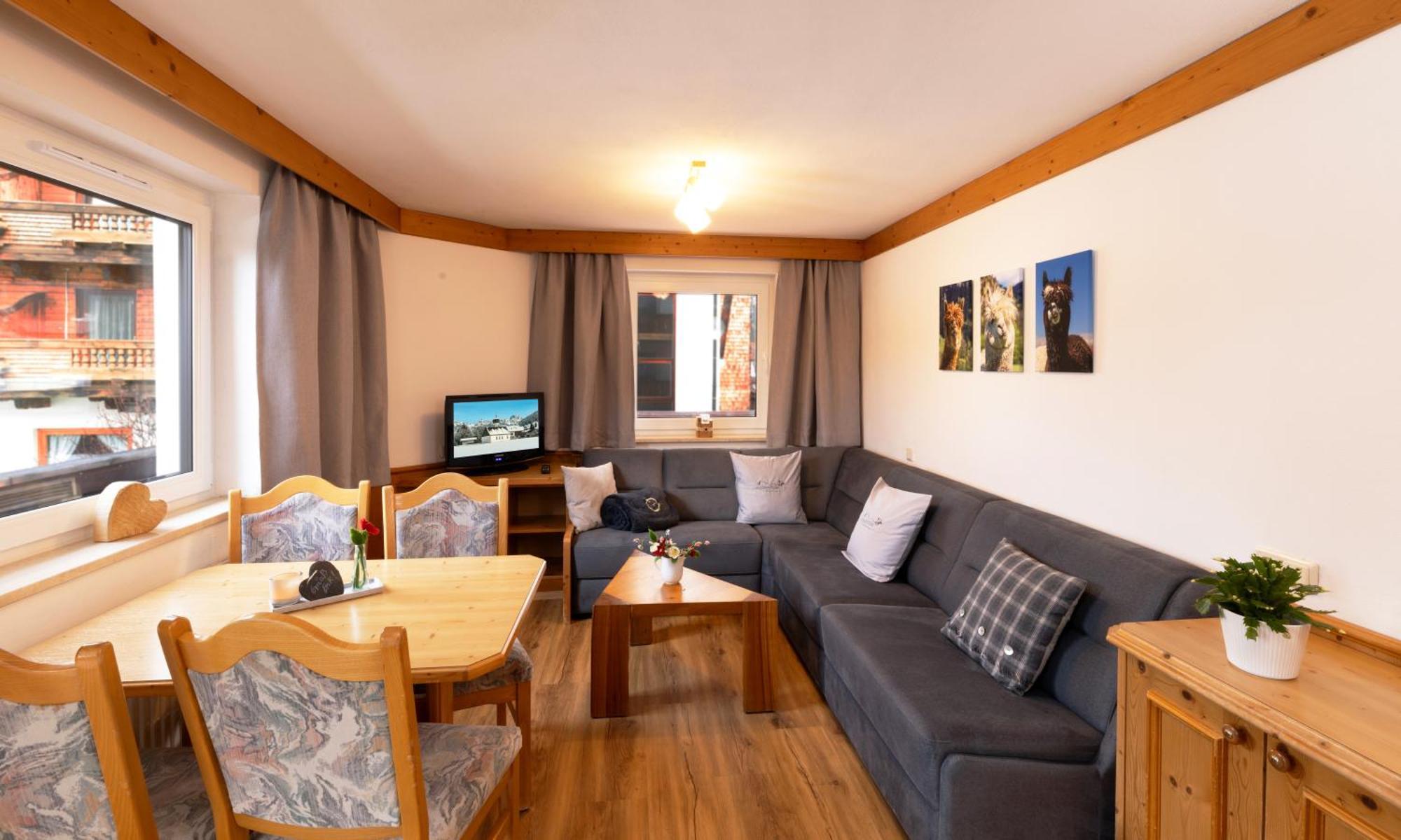 Kaeserstube Ferienwohnungen Tannheim Extérieur photo